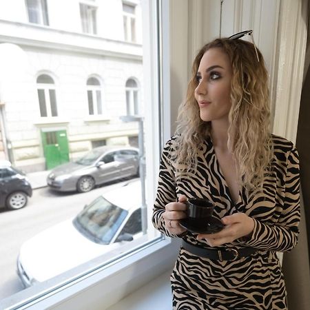 Goldcentral Apartment Comfort Budapeste Exterior foto